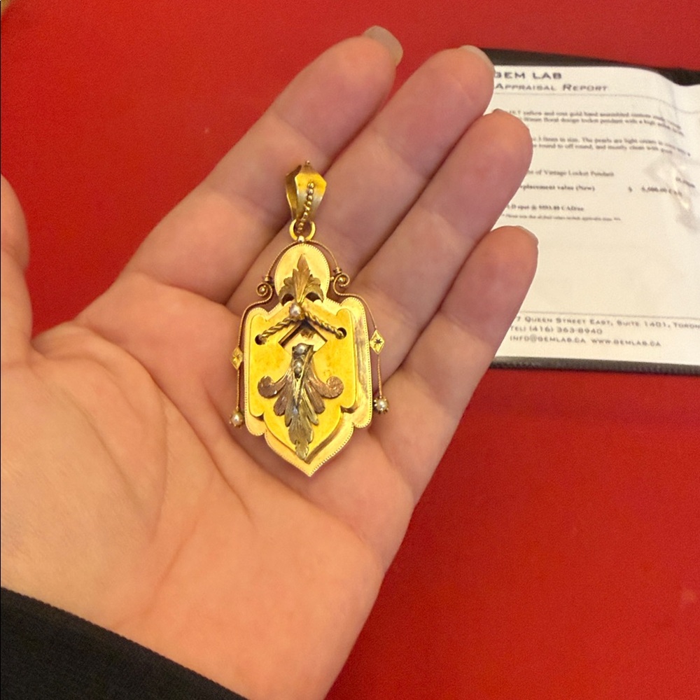 14k Antique Victorian Locket 15 grams - Picture 13 of 14